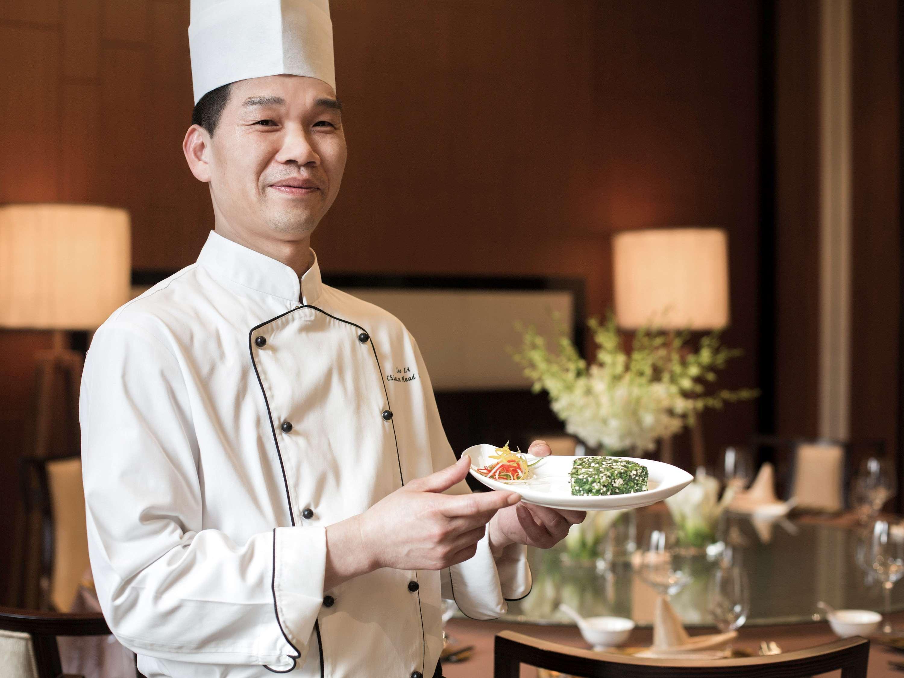 Hotel Pullman Xuhui 5*